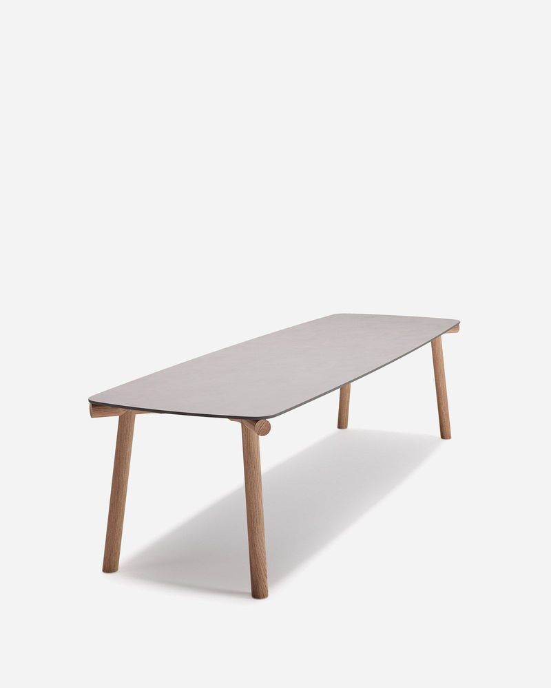Table Kasumi